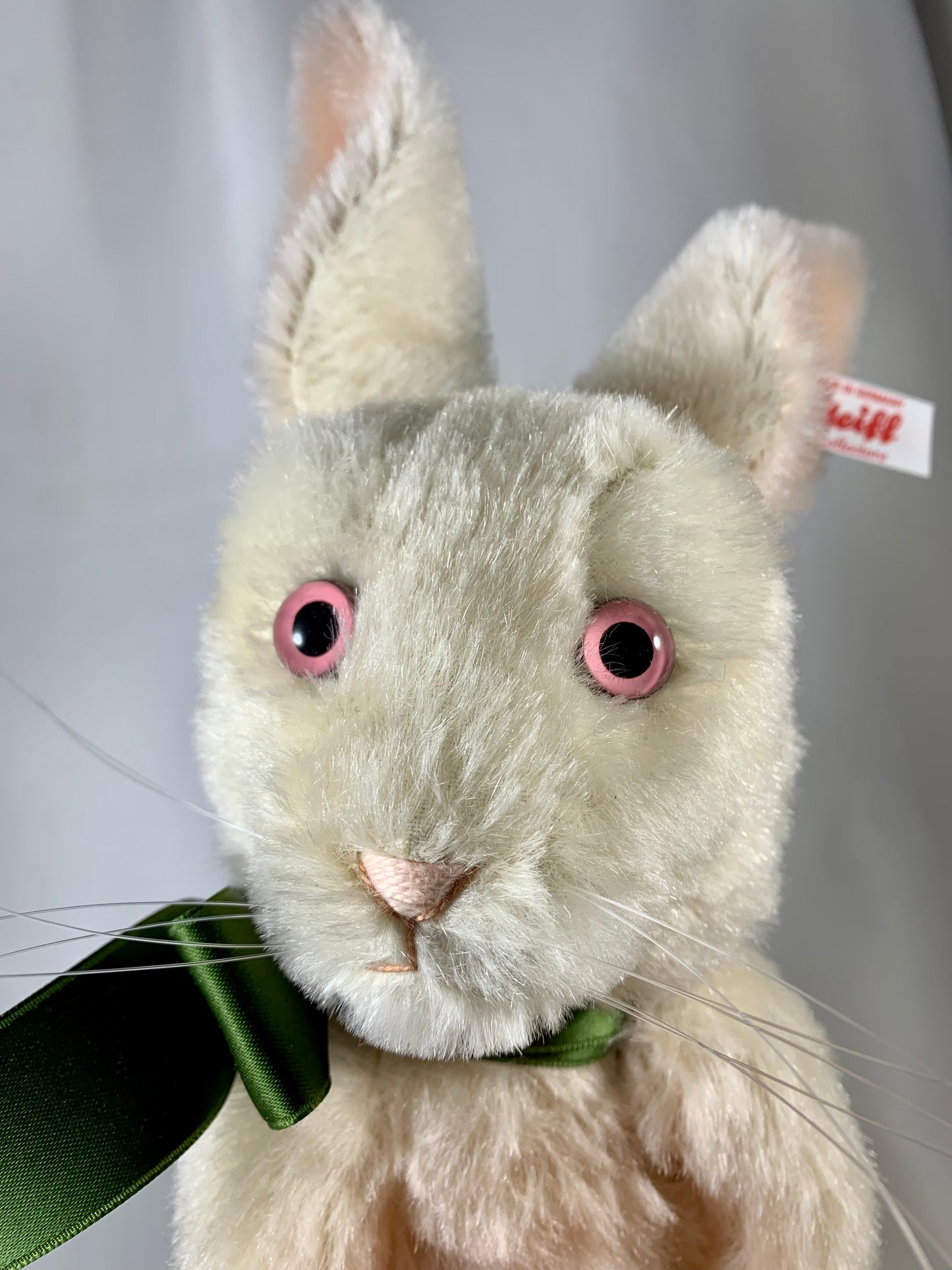 Steiff Benny Springtime Bunny